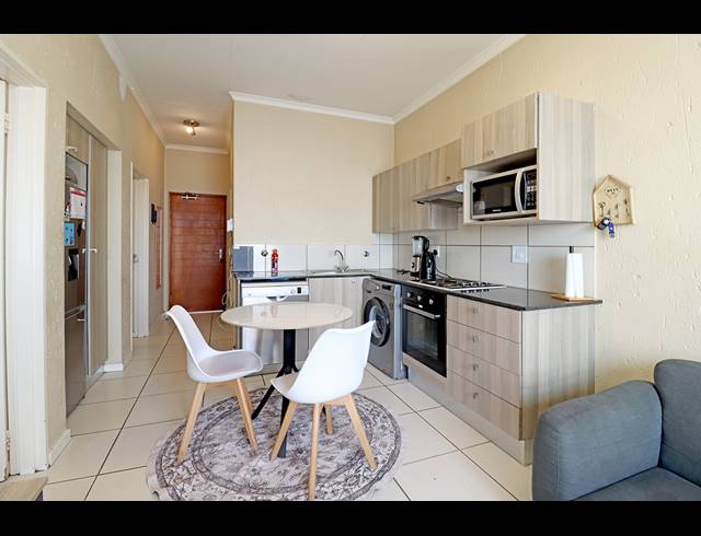 2 BEDROOM APARTMENT FOR SALE IN PAULSHOF